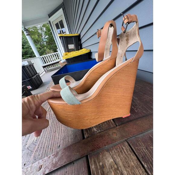 Joe's Jeans platform wedges - Picture 2 of 7